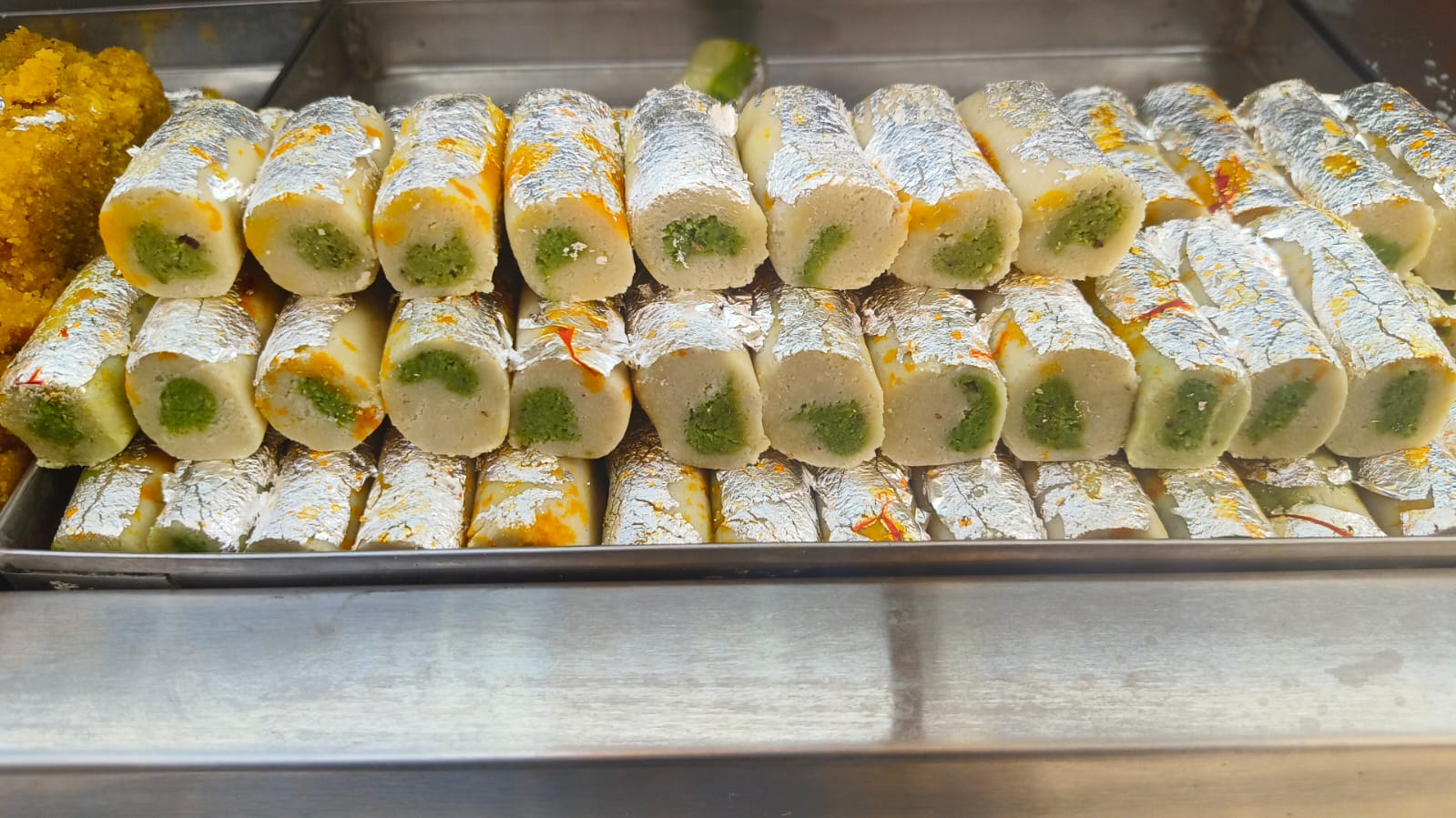 Indian sweets shop — Govindam Sweets in Nawalgarh (photo 11)