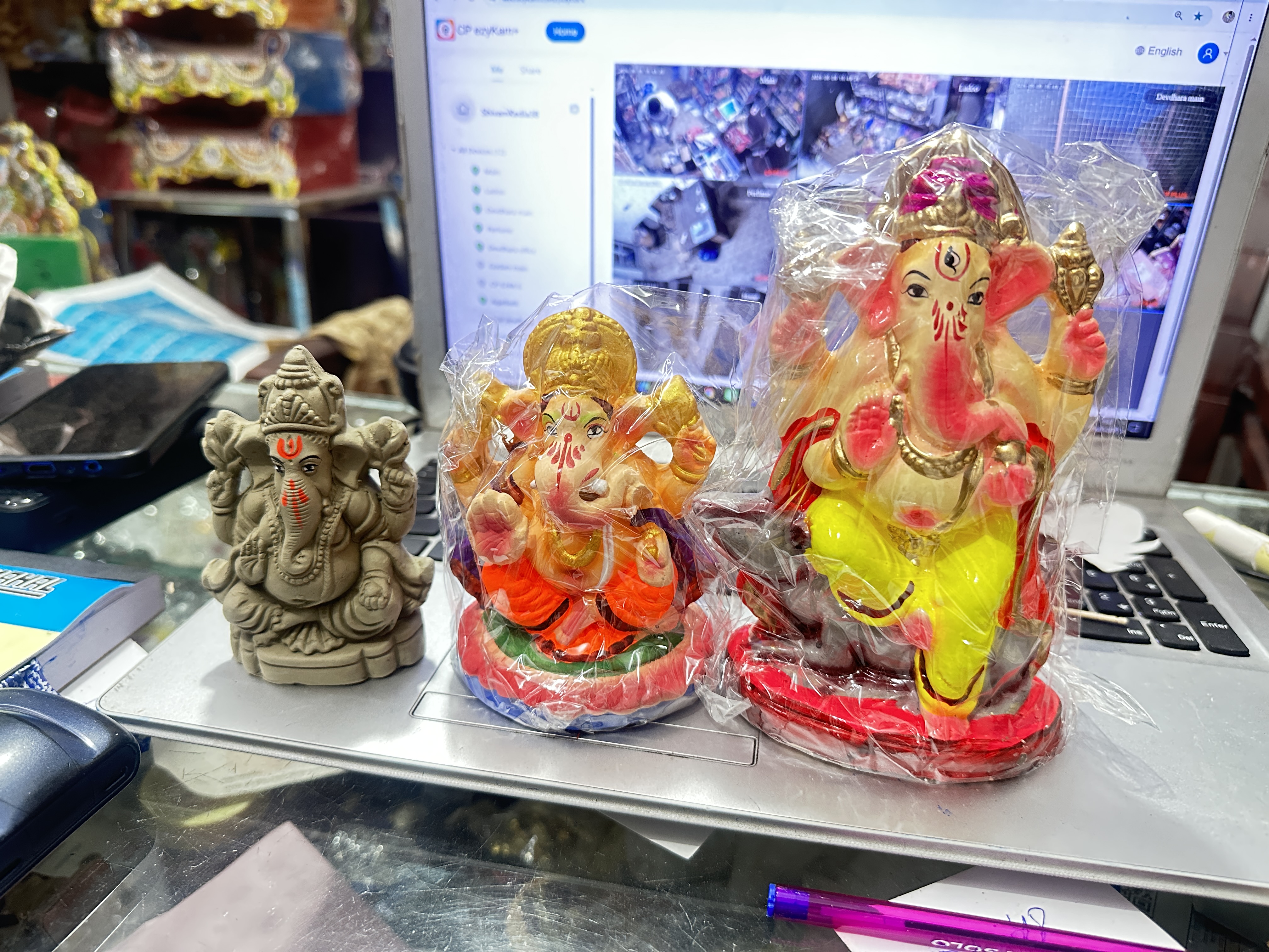 As Ganesh Chaturthi approaches, prepare your home with divin