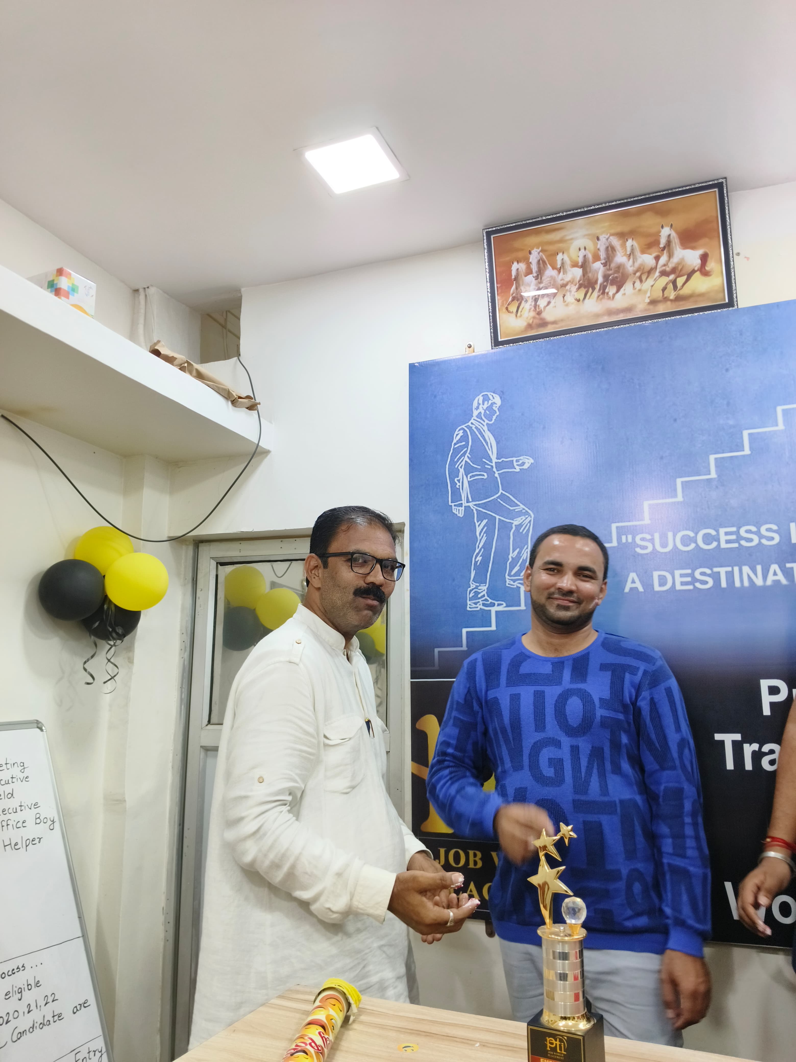 Recruiter — PTI Job World Solapur (photo 51)