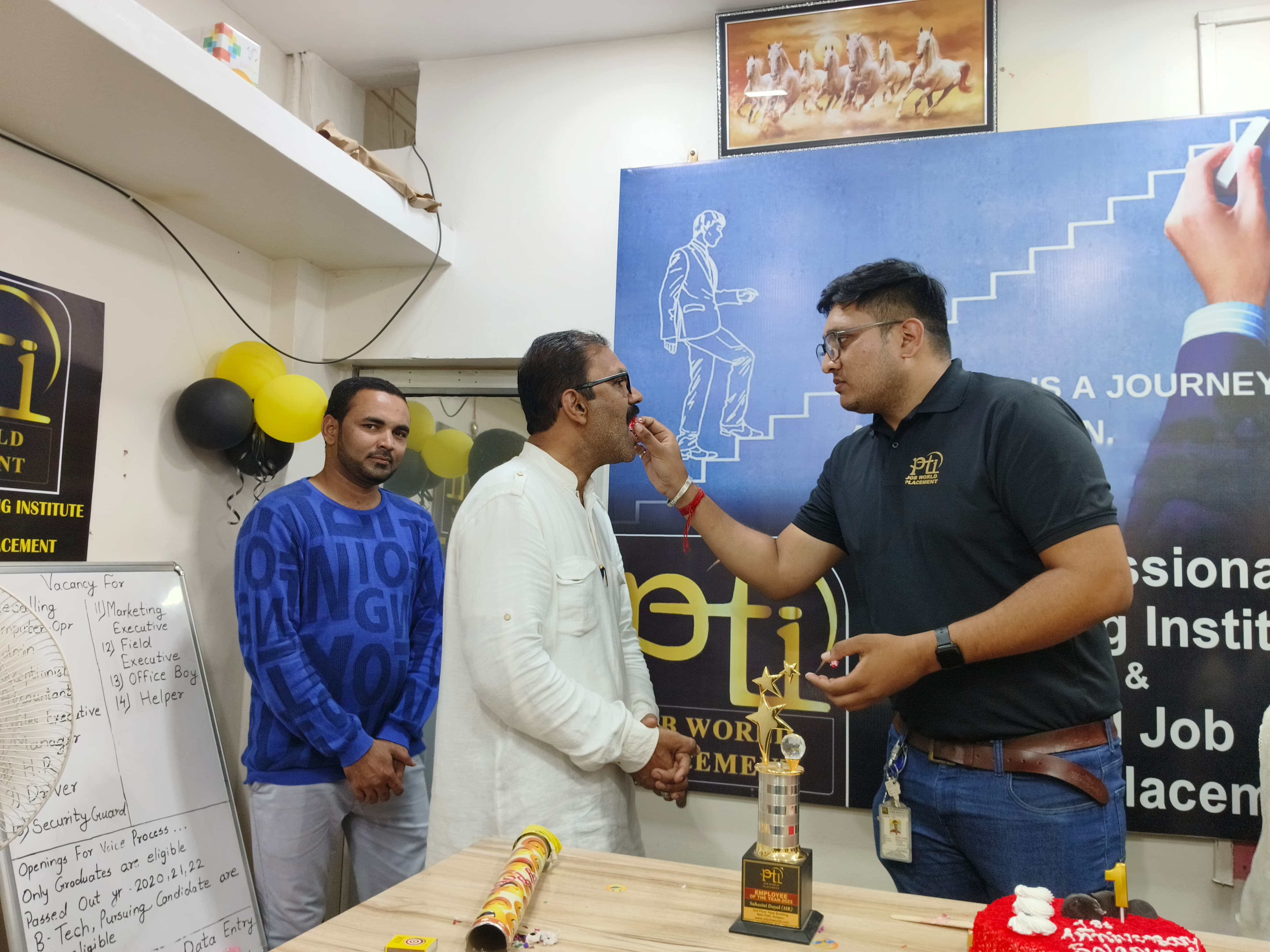 Recruiter — PTI Job World Solapur (photo 53)