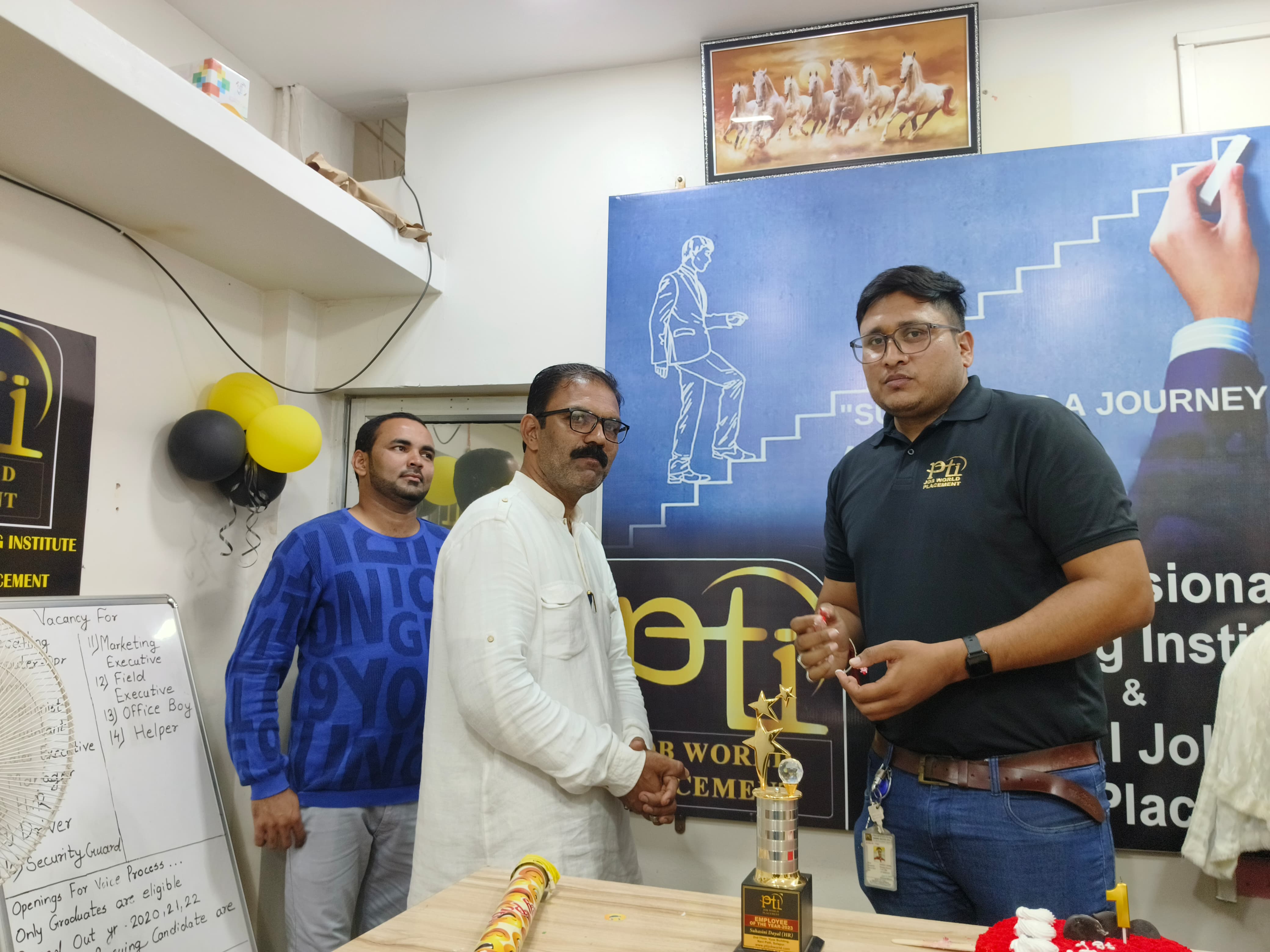 Recruiter — PTI Job World Solapur (photo 52)