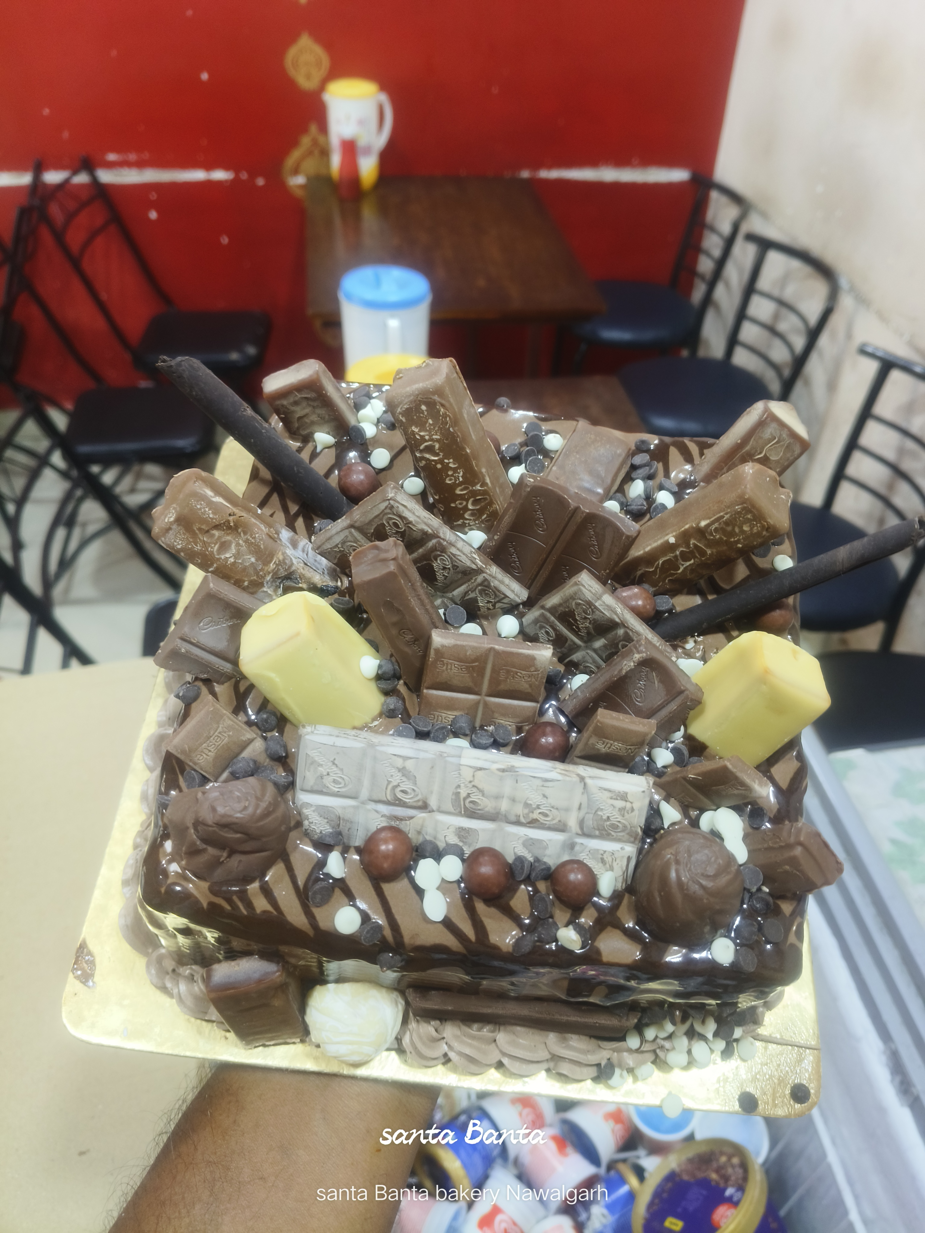 Indulge your senses with this decadent chocolate creation from Santa Banta Baker