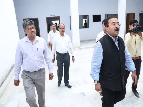 Law College — KISAN LAW COLLEGE in Jaipur (photo 8)
