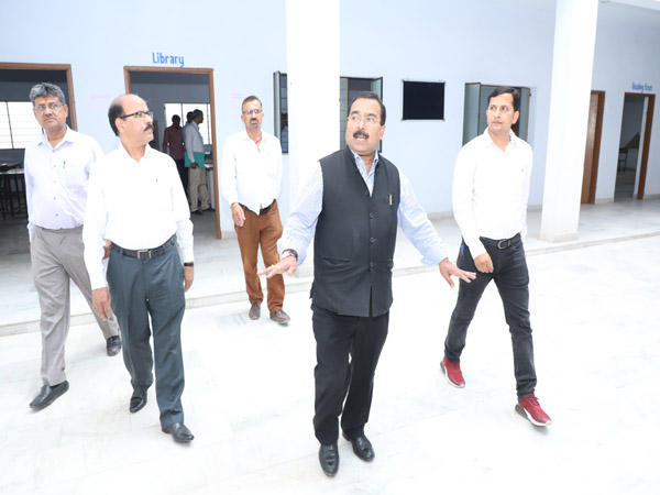 Law College — KISAN LAW COLLEGE in Jaipur (photo 28)