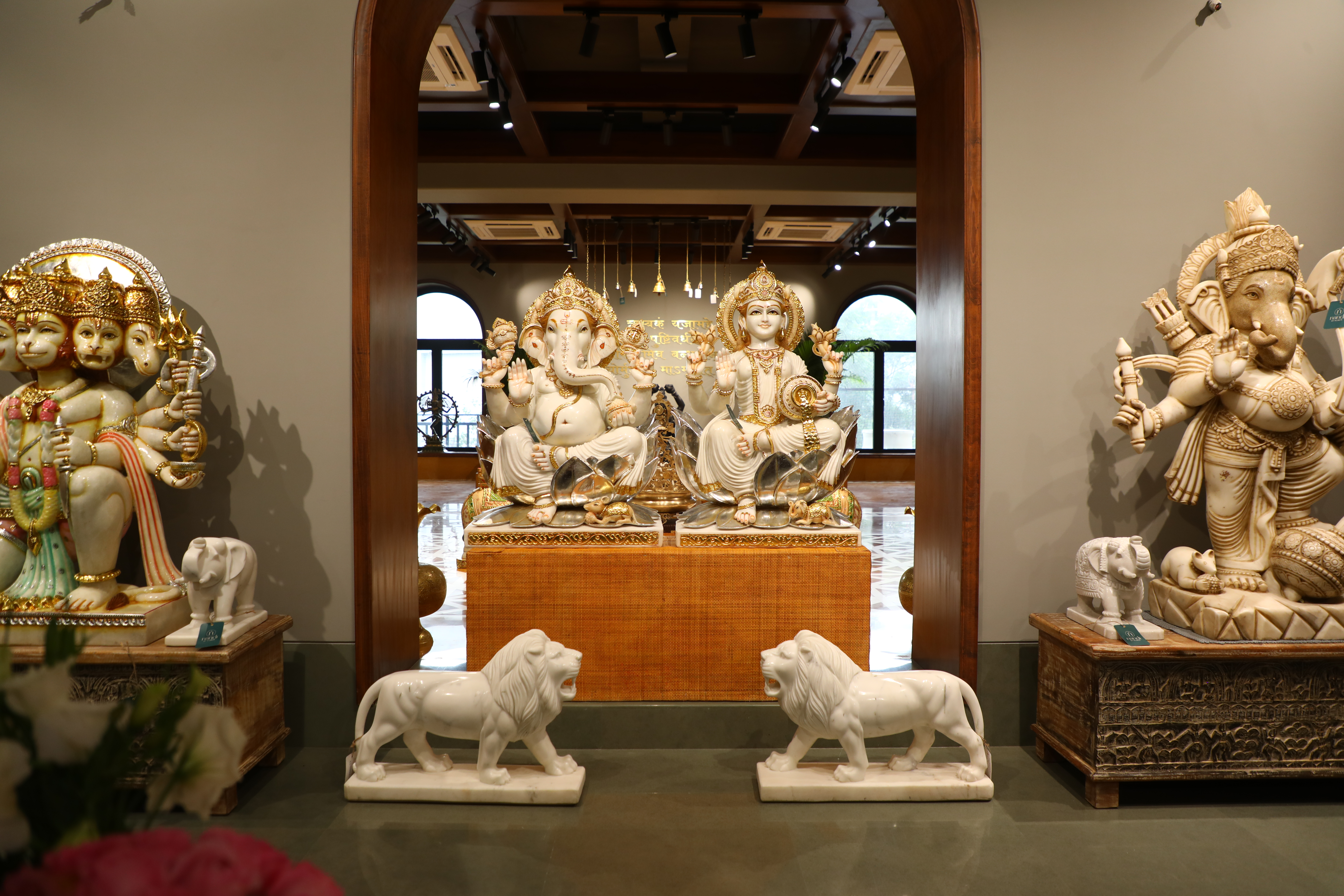 Handicrafts Wholesaler — Nandi By Kuber in Jaipur (photo 11)