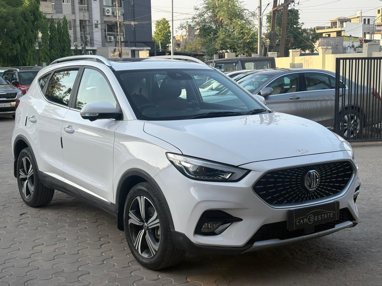 Discover your next dream car at Car Estate Jaipur! We're exc