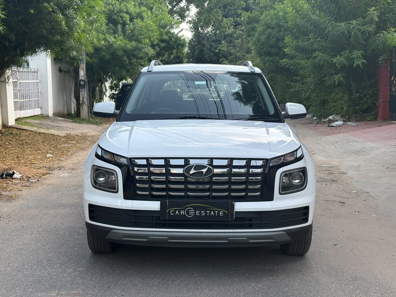 * 🚘  HYUNDAI VENUE SX 1.2 KAPPA MT BS-VI
* ⛽️PETROL
* ✨ 2