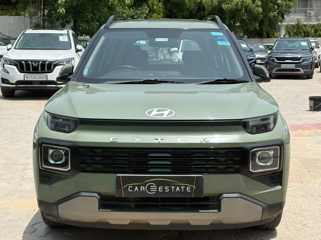 Discover your next adventure with this stunning Hyundai Exte