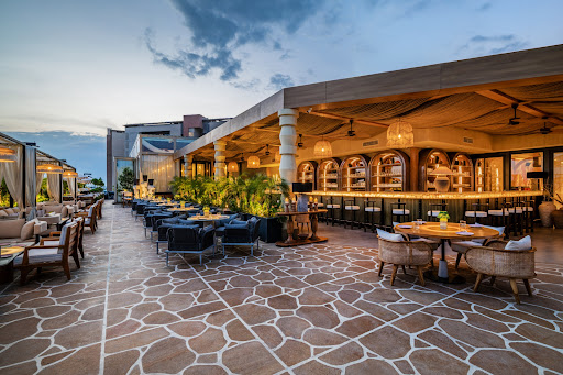 Restaurant — One8 Commune in Jaipur (photo 22)
