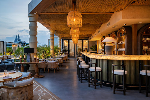 Restaurant — One8 Commune in Jaipur (photo 4)