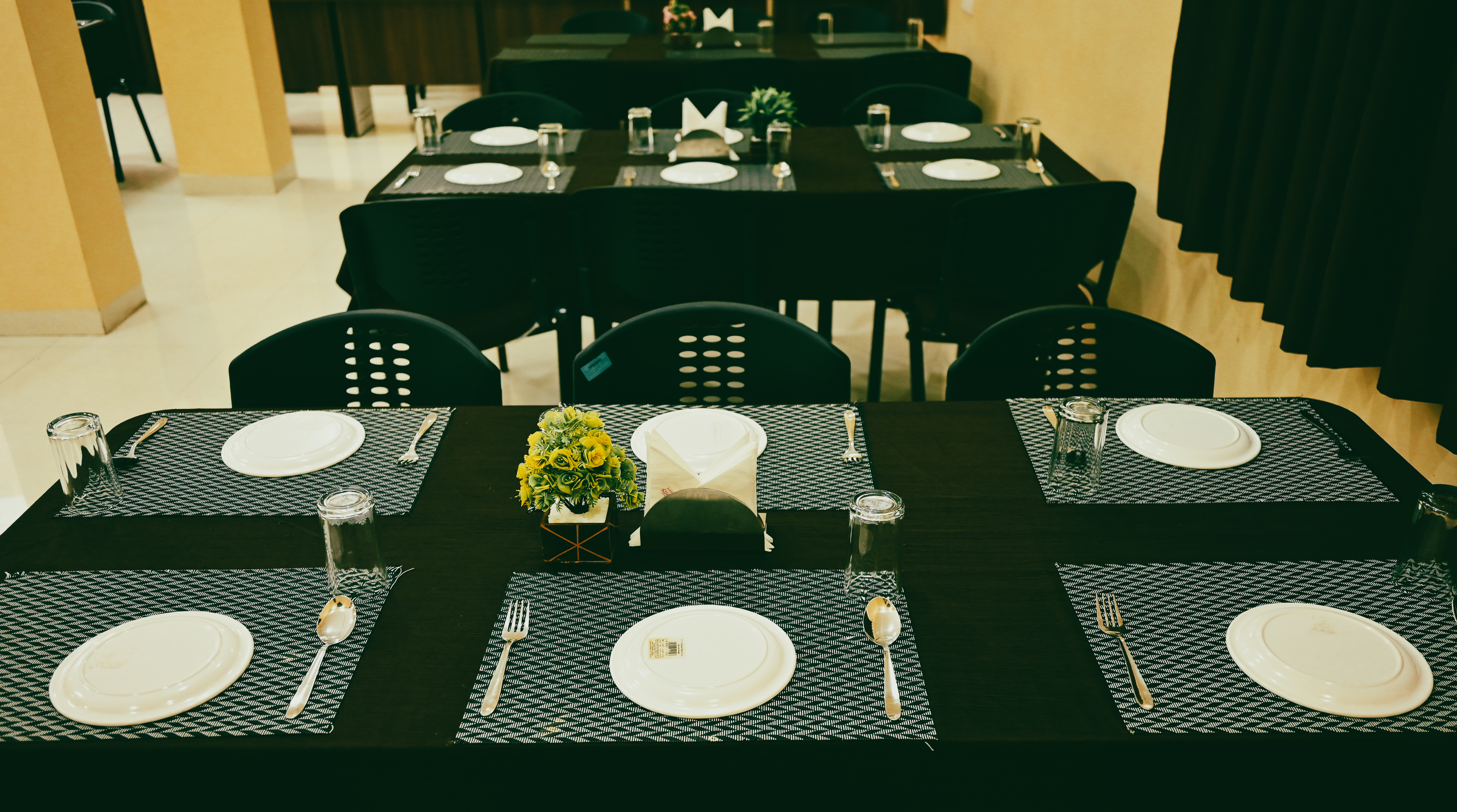 Hotel — The Shrine Hotel in Mandhata (photo 10)