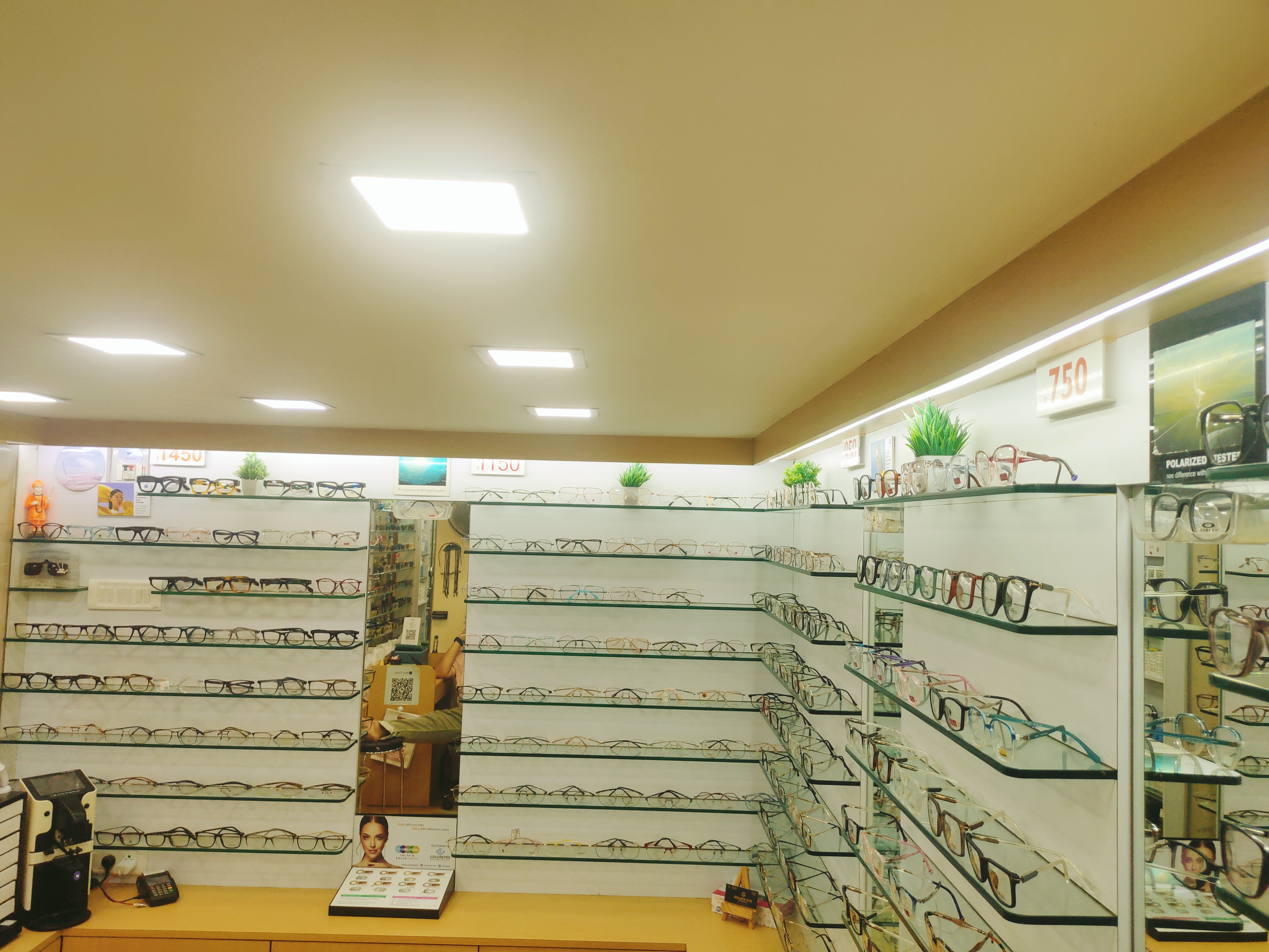 Optician — Golden Eye Optics in Mumbai (photo 56)
