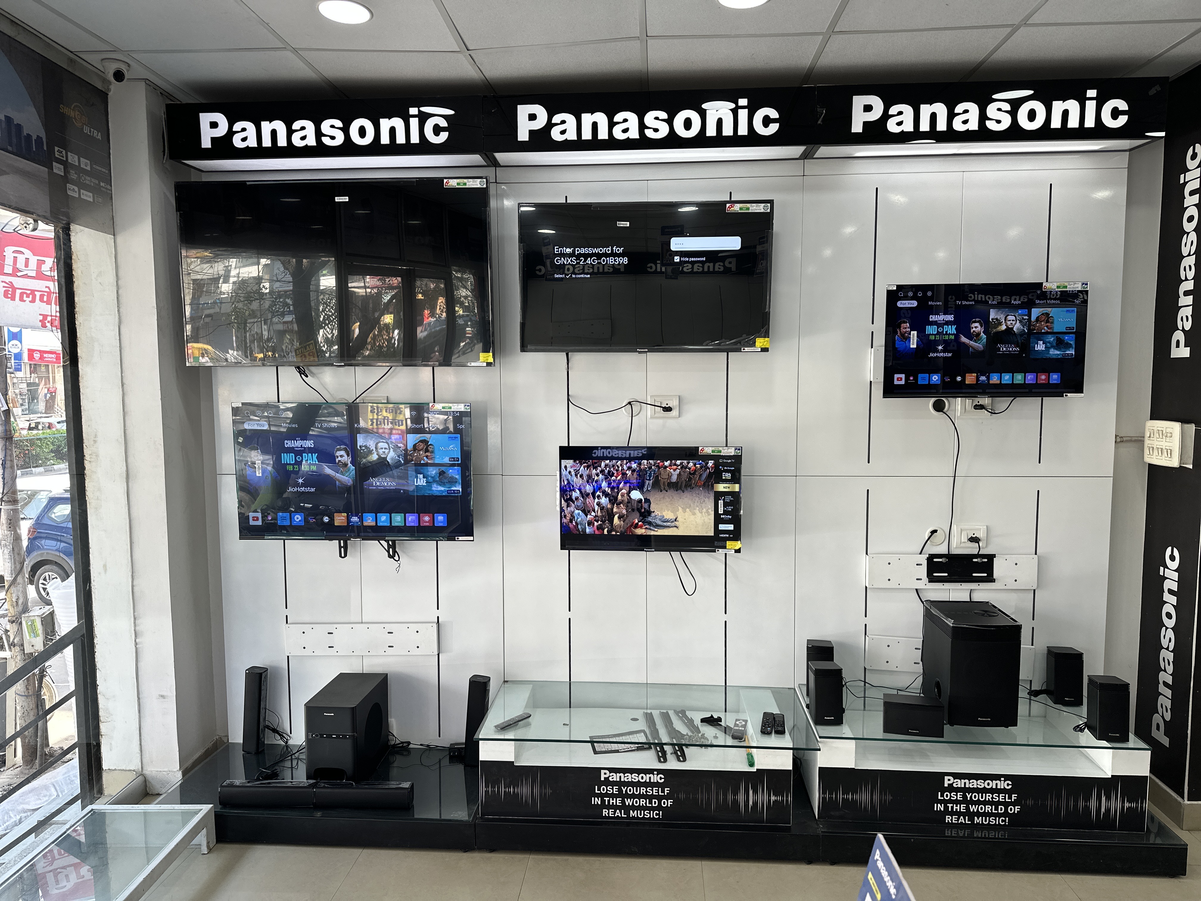 Air conditioning store — Panasonic Exclusive & Godrej Authorised Dealer Smart World in Jaipur (photo 7)