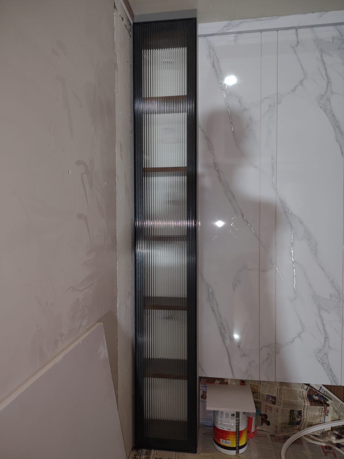 Aluminium Profile Shutter & Slim Partition Ahmedabad
Alumini
