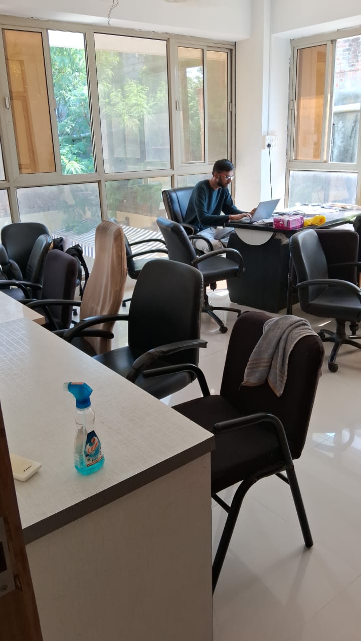 Chartered accountant — PURVANG DOSHI & ASSOCIATES in MEHSANA (photo 1)