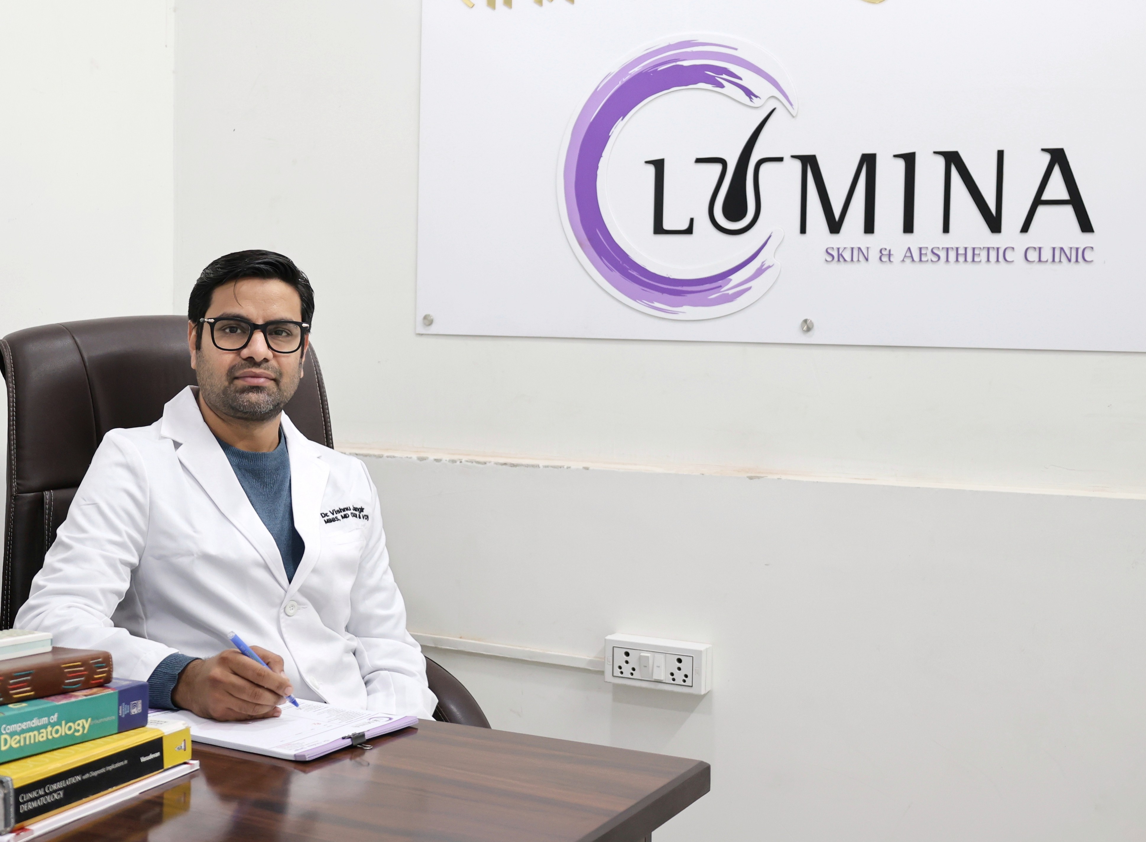 Dermatologist — Dr. Vishnu jangid-LUMINA in Jaipur (photo 32)