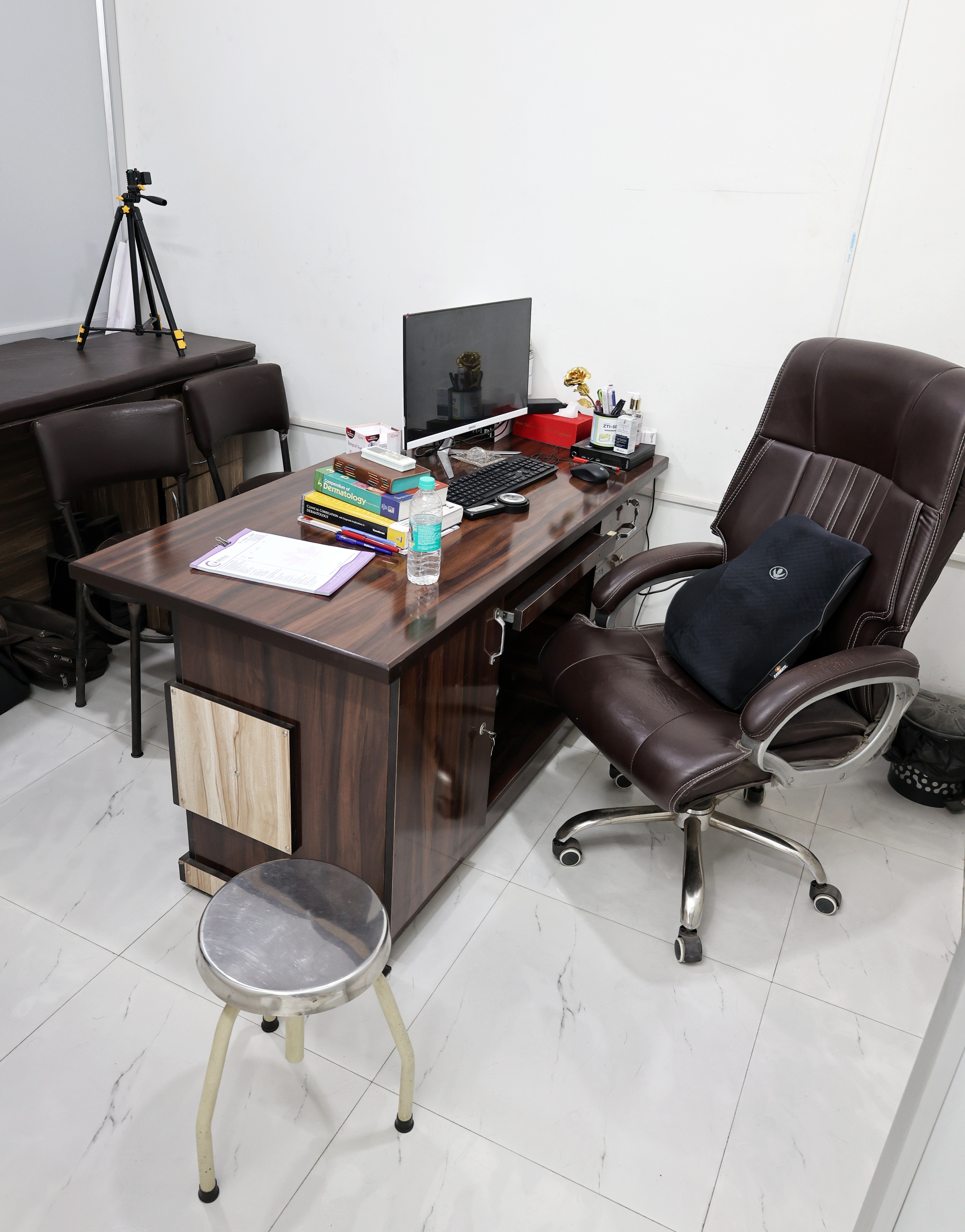 Dermatologist — Dr. Vishnu jangid-LUMINA in Jaipur (photo 30)