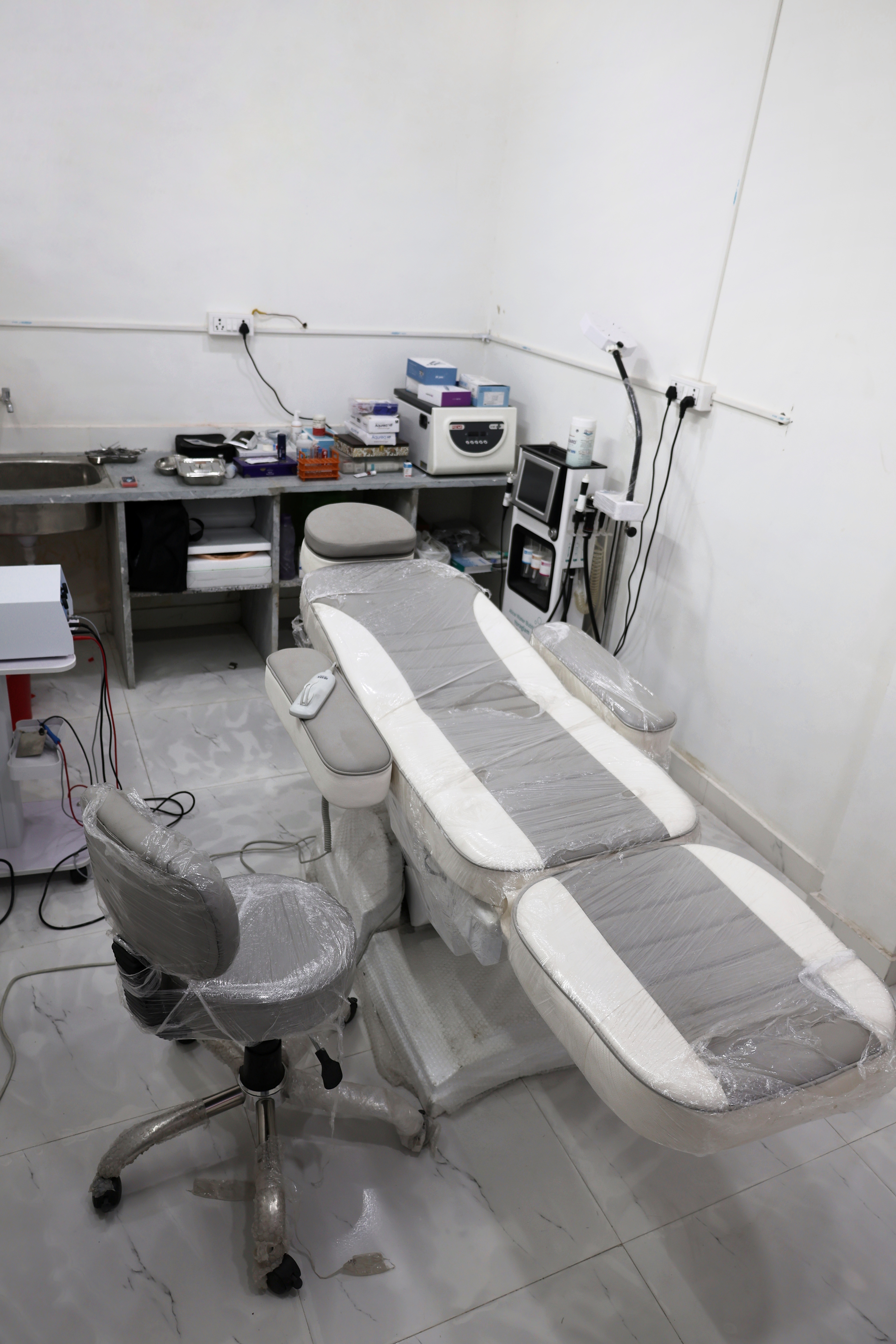 Dermatologist — Dr. Vishnu jangid-LUMINA in Jaipur (photo 35)