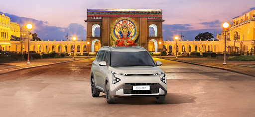 This Navratri, bring home the Kia Carens Clavis and grab add