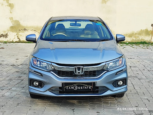 🚗 Honda City V MT Petrol 2021 — Now Available!
✅ 45,000 kms | Honda City — Jaip