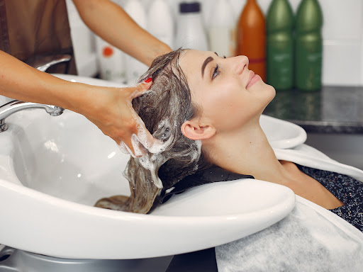 Discover a transformative experience at unisex salon in Jaip